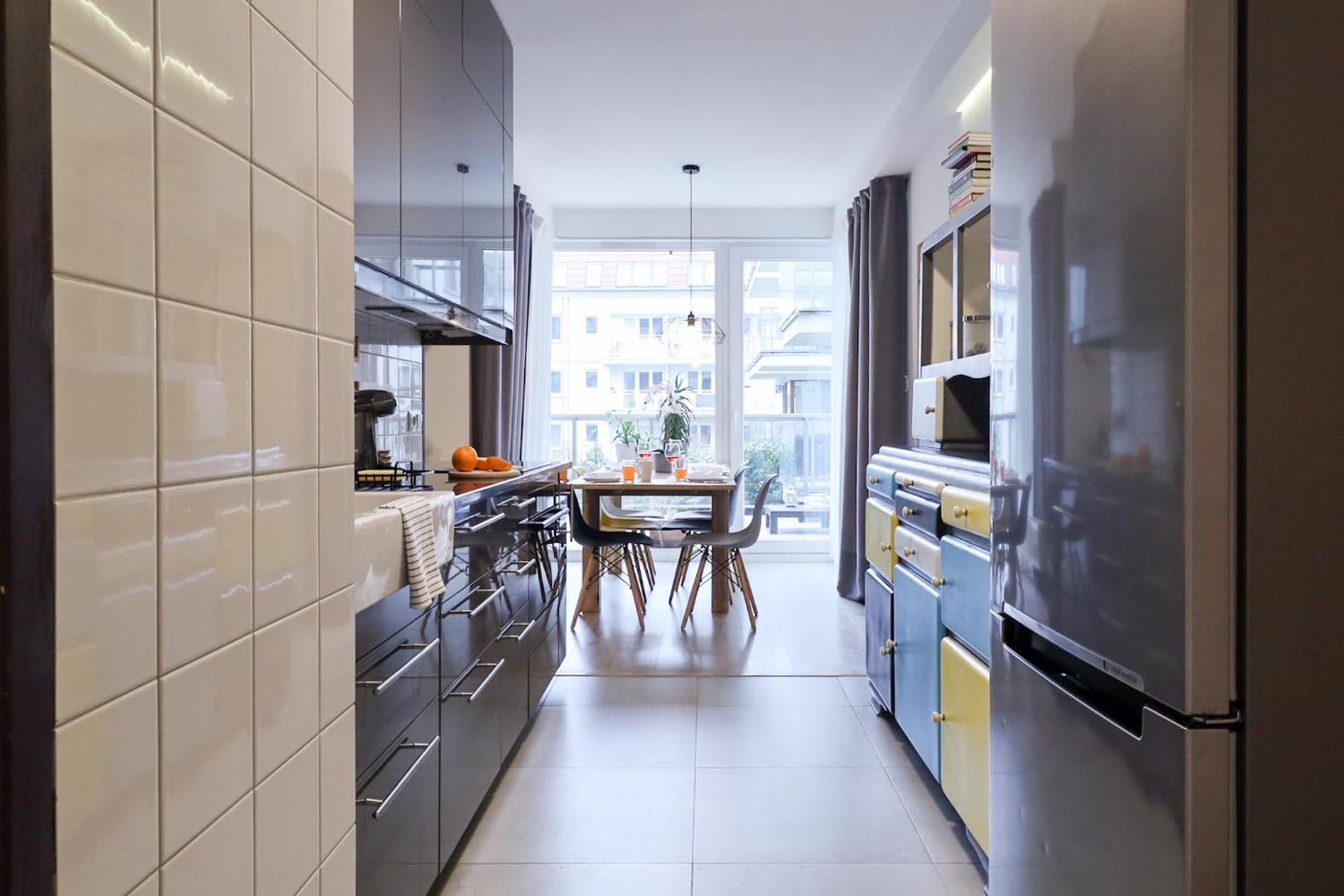 Apartment Six Dreams Spot