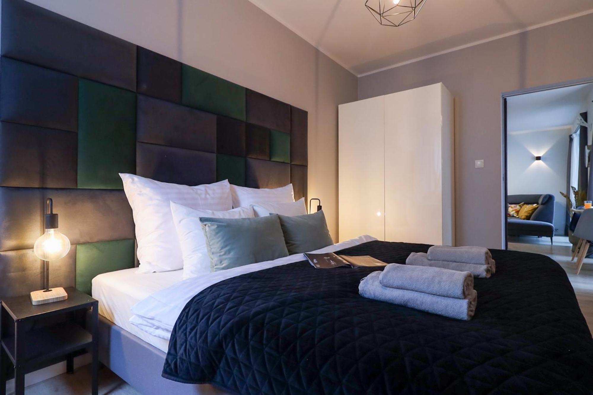 Six Dreams Spot Apartment *